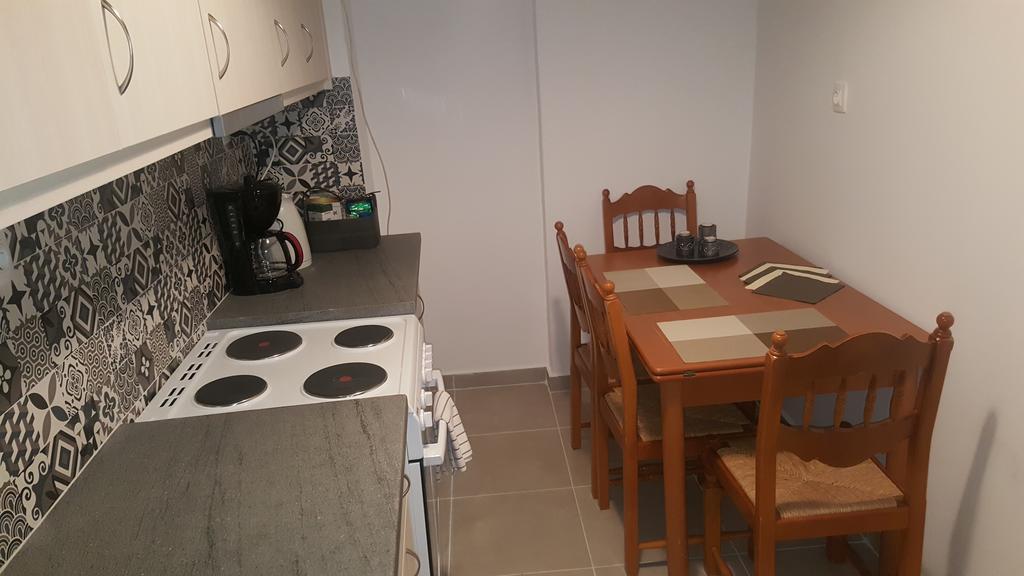 Comfortable Apt , 5 Min Walk To Acropolis Athens Exterior photo
